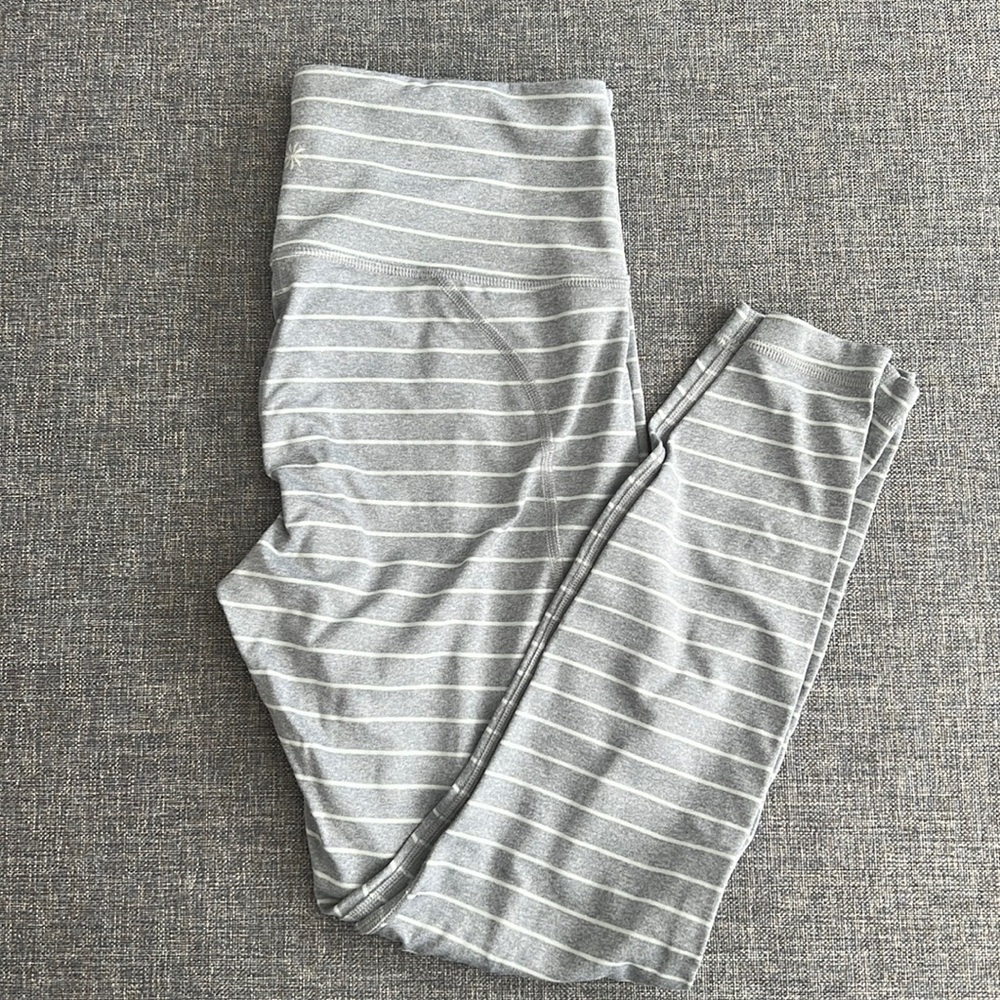 Athleta Salutation 7/8 Leggings